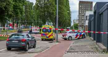 Babytje overleden nadat het werd gevonden in auto in Rotterdam, politie doet groot onderzoek