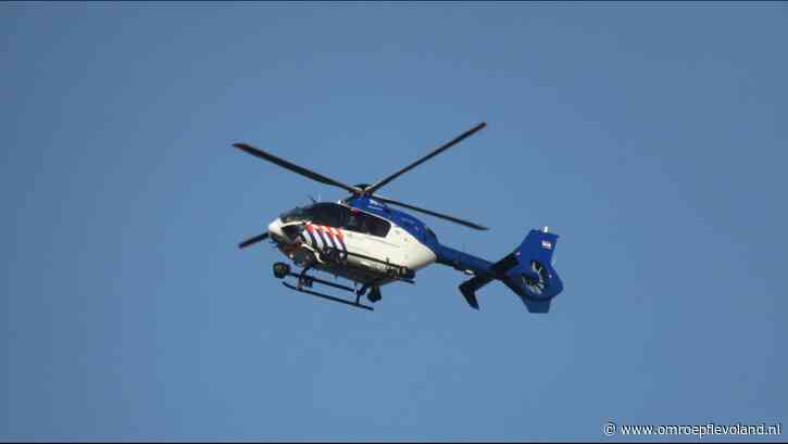 Flevoland - Nieuwsoverzicht 08/07 | Grote zoektocht op A6 is tevergeefs • Tiener laat band politieauto leeglopen
