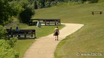 Dangerously hot temperatures sweep Canada's western provinces