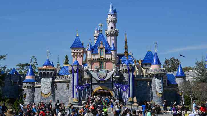 Disneyland new limits on disability access has parkgoers upset, calling for change