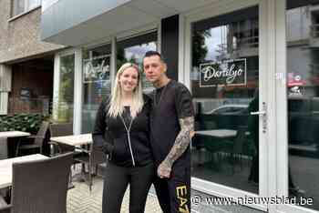 Nina (32) en Ké (40) openen na een nagelstudio en dartsshop nu ook een nieuwe loungebar waar je kan darten