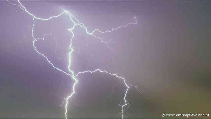 Flevoland - KNMI geeft code oranje voor heel Nederland. Dit merk je ervan in Flevoland