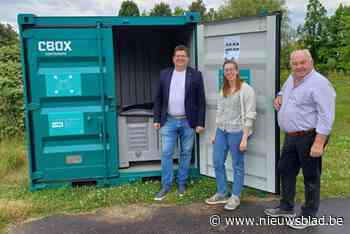 Zeventiende en laatste zandzakcontainer moet bewoners De Ruiter helpen bij wateroverlast