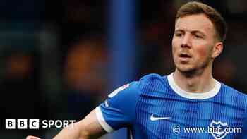 Evans signs for Blackpool on two-year deal