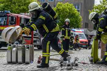 Blaulichtmeile: Bürgermeister wird zum Stuntman