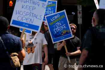 Union ramps up pressure in LCBO strike with no talks planned to get deal