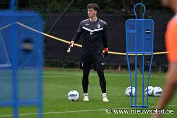 Jonge doelman Simon Vervacke tekent profcontract bij KMSK Deinze