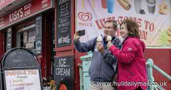 Seagull steals ice cream from holidaymaker as she poses for snap