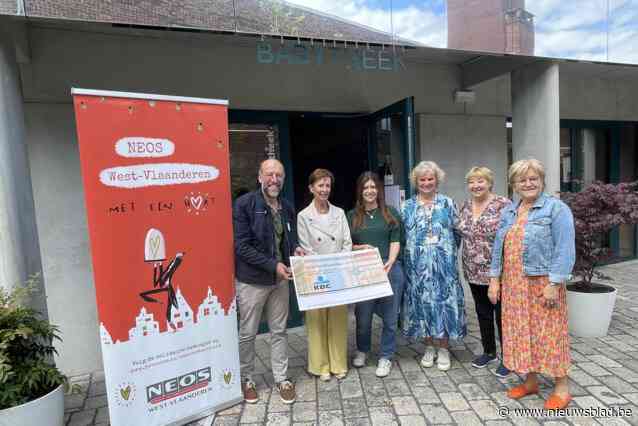 Neos geeft Babytheek duwtje in de rug