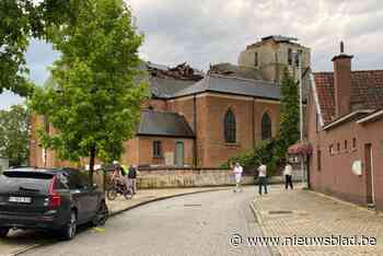 “Alsof ze met een hogedrukreiniger op de kerk aan het spuiten waren”: Heffense Sint-Amanduskerk vernield door onweer