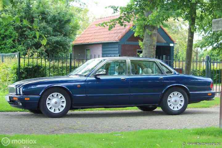 Met deze Daimler Double Six rijd je er vorstelijk bij - Liefhebber Gezocht