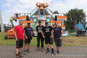 Aftellen naar Festiloco kan beginnen: “Zweeftoren van 30 meter hoog moet pretparkgevoel creëren”