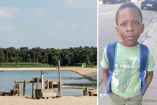 “Hoe heeft niemand dit opgemerkt?” Familie van Harmony (7) blijft met veel vragen achter na verdrinking op schooluitstap