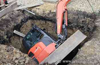 FW-Velbert: Person von Bagger eingeklemmt