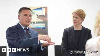 Health secretary orders review of NHS performance