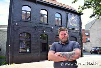 Jonathan (34) heropent danscafé Bananas: “Kijk hard uit naar Waregem Koerse”