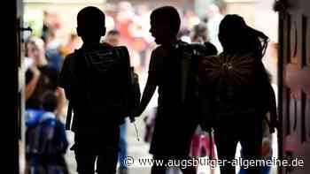 Busfahrer soll Schulkinder in Welden belästigt haben