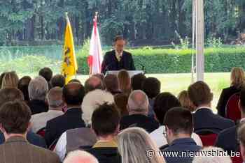 11 juliviering brengt hulde aan componist Armand Preud’homme: Formateur De Wever  zingt ‘op de purpere hei’
