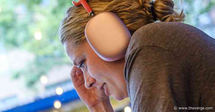 Apple’s AirPods Max have dropped below $400 for the first time