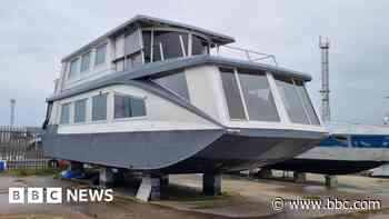 Boat owner facing £2k bill for police escort