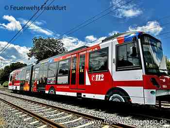 U-Bahn im Design der Feuerwehr Frankfurt am Main