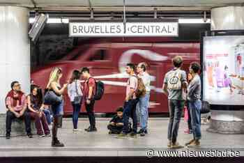 Groepje vrienden aangevallen in Brussel-Centraal, vader getuigt: “Teelbal heeft het leven van Julien gered”