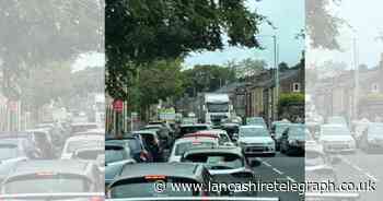 Emergency services called to 2 car crash in Egerton