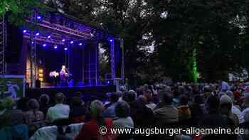 Endlich Stadtpark Open Air: Ein Abend zwischen Lachsalven und Lebensweisheiten