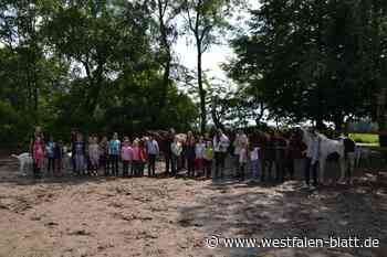 Kinderspaß mit Ponys und Ziegen