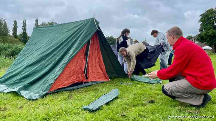 Buurtcamping brengt mensen bij elkaar: 'Harstikke gezellig'