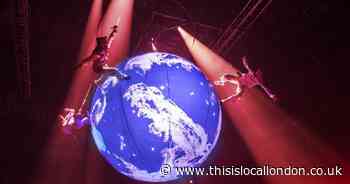 Review of theatrical spectacular Fuerza Bruta Roundhouse