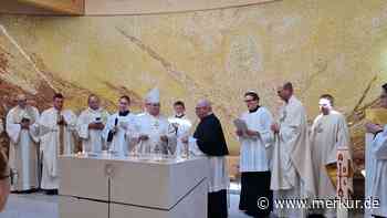 Kempten: Bischof Bertram weiht Altar im Haus Simeon