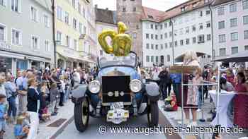 Abschluss der Herkomer Konkurrenz auf dem Landsberger Hauptplatz