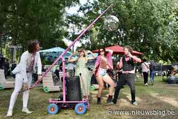 IN BEELD. Dag twee op Cactusfestival: daar is de zon