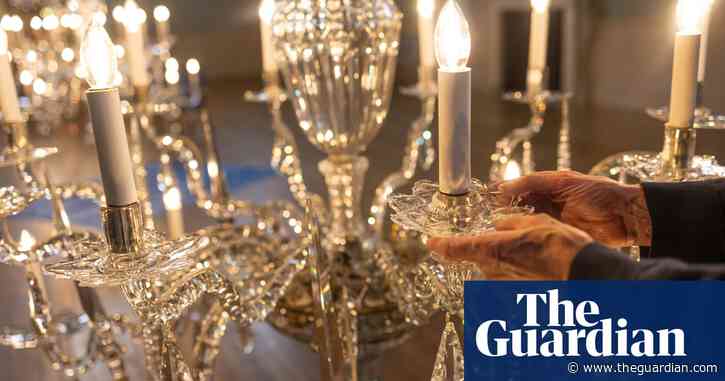 National Trust imposes chandelier ‘tax’ over Only Fools and Horses jokes