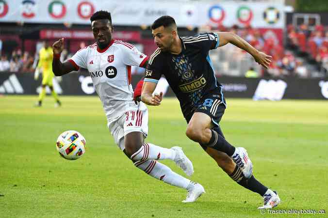 Toronto FC ends six-game losing streak with 2-1 comeback win over Philadelphia