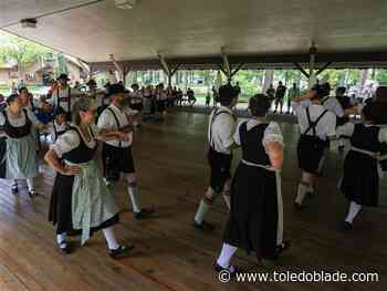 Photo Gallery: Sommerfest at Oak Shade Grove