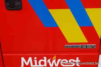 Brandweer kan aangestoken haagbrand snel blussen