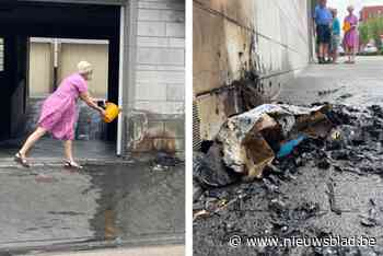 Bewoners blussen vlammen tegen gevel flatgebouw: “Wat wordt het volgende hier?”