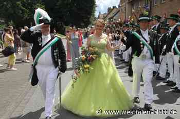 Büren feiert das Königspaar Michaela Hillebrand und Peter Szlovik
