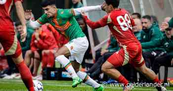 Önal komt ‘legende’ Meijer nu tegen bij NEC: ‘Mijn ouders waren blij dat ze me niet hoeven te missen’