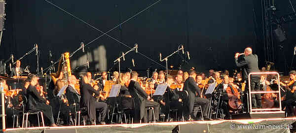 Wiener Symphoniker mit Lust und Wucht: Standing Ovations für Donau-Symphonie auf dem Münsterplatz