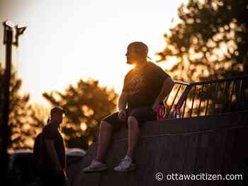 Bluesfest left in the dark, but generators used until power restored just before 9 p.m.