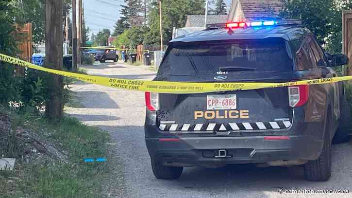 Man dies after being found injured in southeast Calgary alley