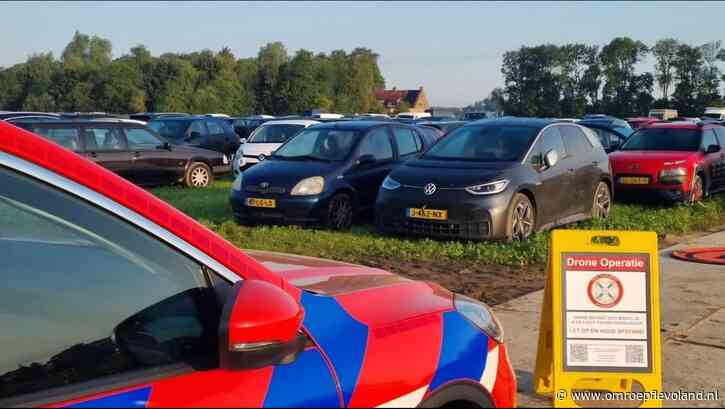 Kraggenburg - Politie zoekt man die in verwarde toestand festivalterrein Wildeburg verliet, droneteam speurt mee