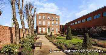 Plan to turn Grade II listed Frogmore House into 'school'