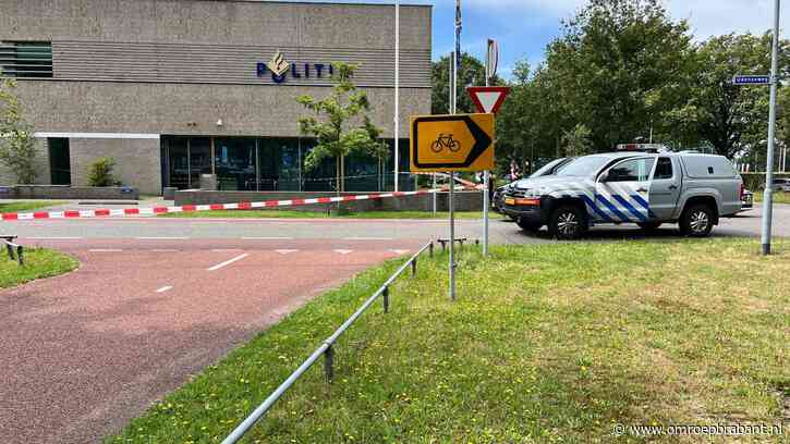 Man brengt oud explosief naar politiebureau, dat daarom meteen dicht moet