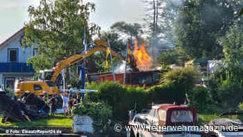 Ausgebranntes Sportboot brennt erneut