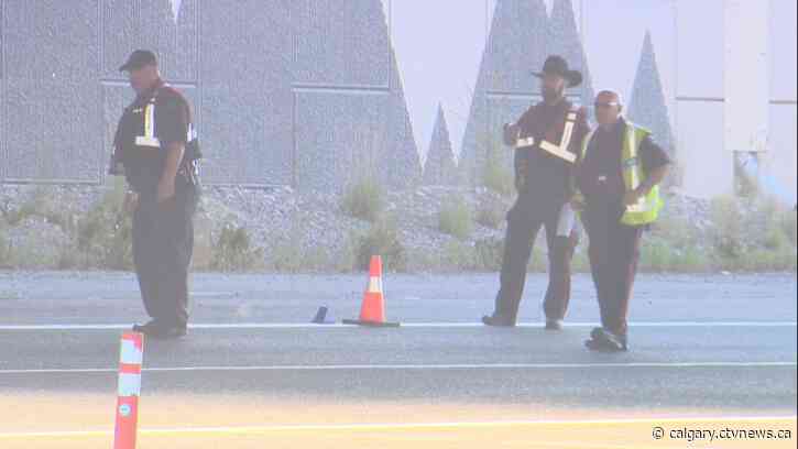 Fatal crash in southwest Calgary closes ramp to Tsuut'ina Trail