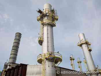 Alberta to relax rule on buying oil, gas wells if municipal taxes unpaid